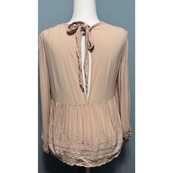 American Eagle Womens M Top Crocheted Peasant Boho Tie Back to Keyhole - Picture 2 of 8